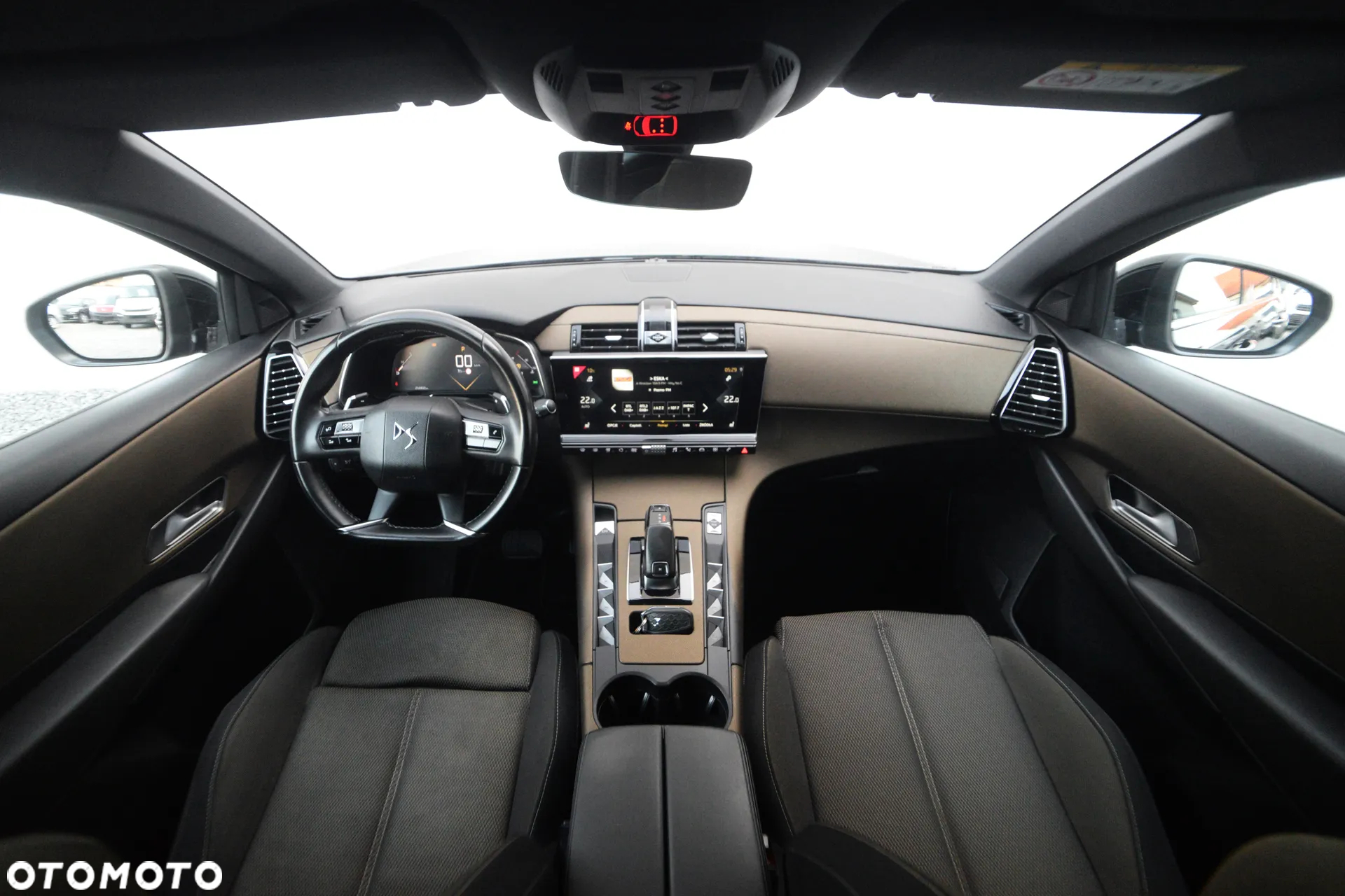 DS Automobiles DS 7 Crossback 1.5 BlueHDi Performance Line + - 6