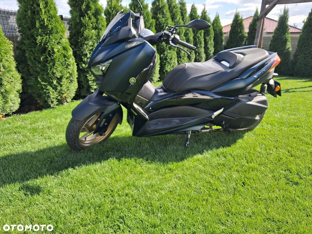 Yamaha X-max - 1