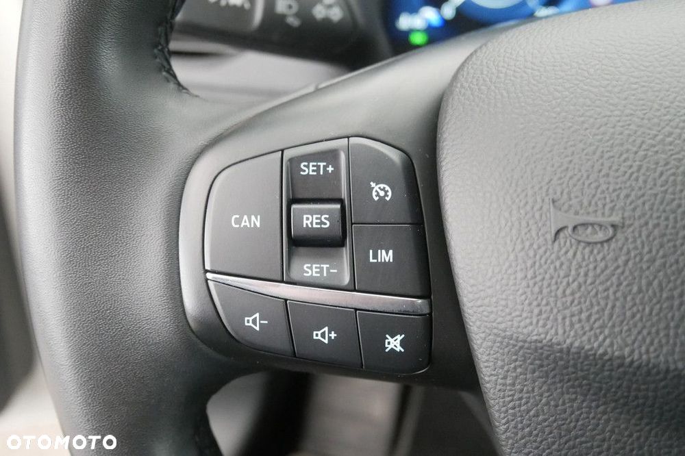 Ford Focus - 25