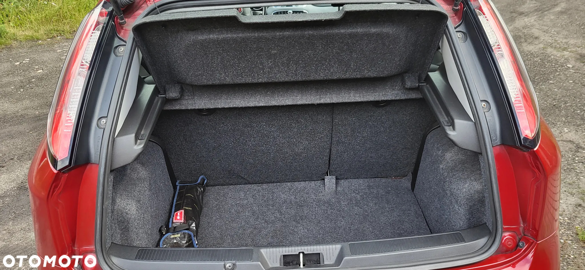 Fiat Punto Evo 1.4 8V Estiva Blue&Me - 23