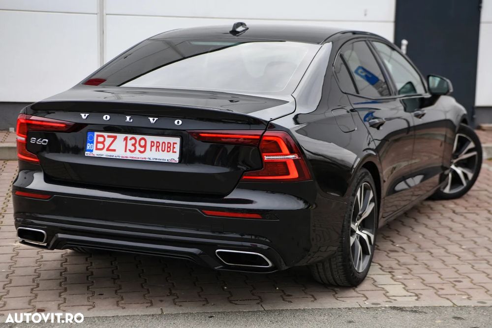 Volvo S60 T5 R-Design - 35