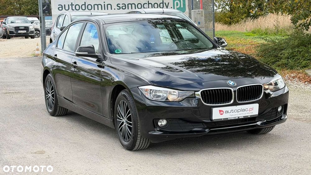 BMW Seria 3 316d DPF Edition Lifestyle - 12