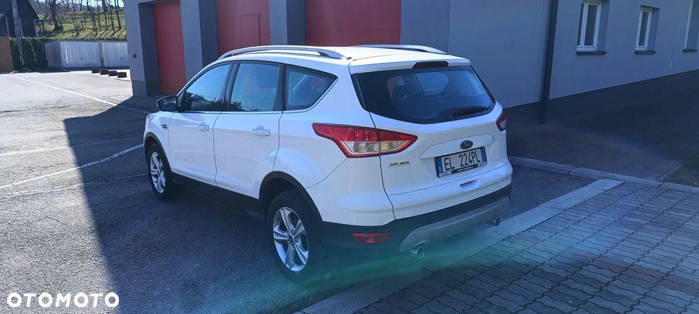 Ford Kuga 2.0 TDCi 2x4 Titanium - 5