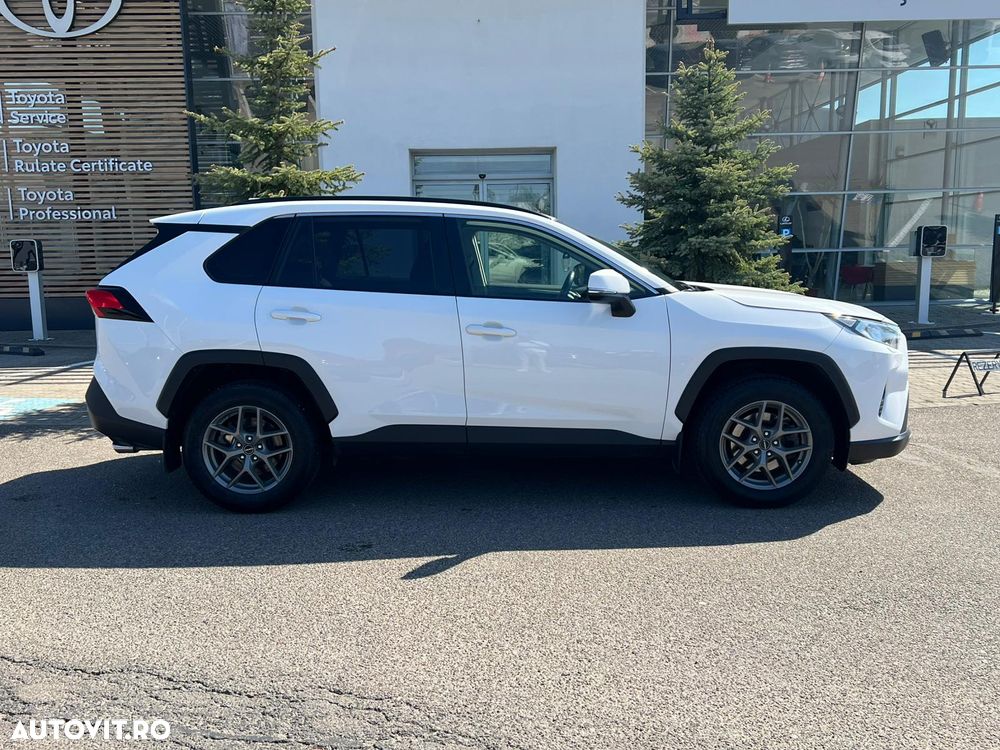 Toyota RAV4 2.0P 6MT AWD Dynamic - 4