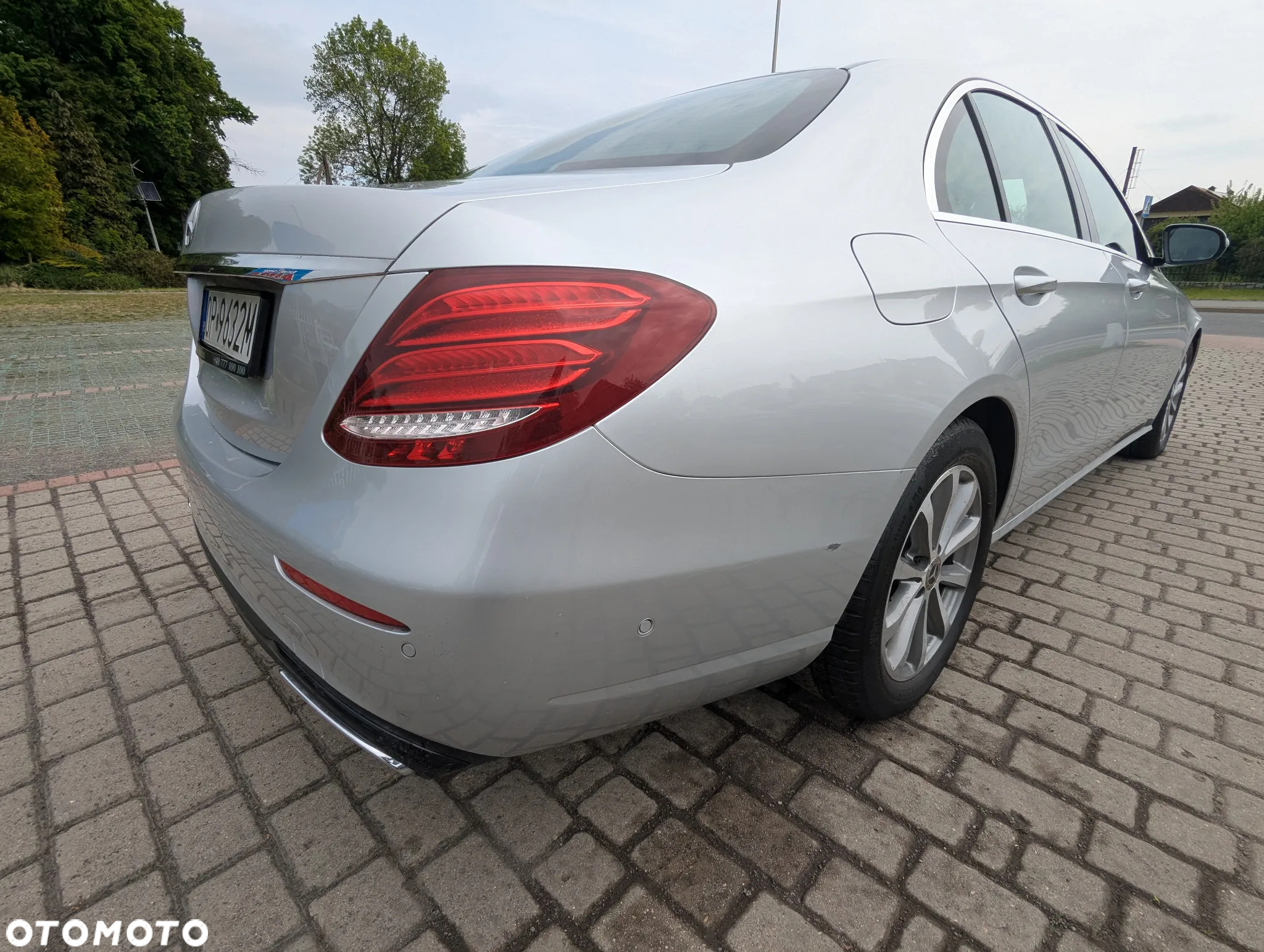 Mercedes-Benz Klasa E 220 d AMG/Avantgarde - 4