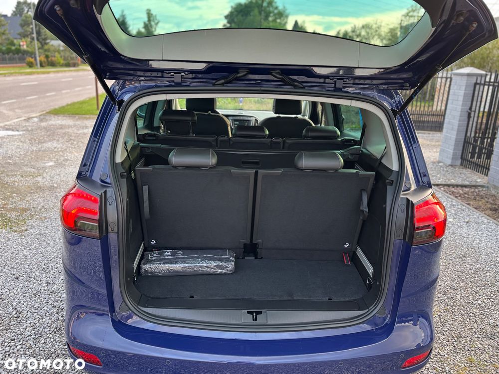 Opel Zafira - 24