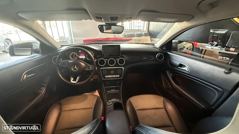 Mercedes-Benz CLA 180 d 7G-DCT Peak Edition - 28