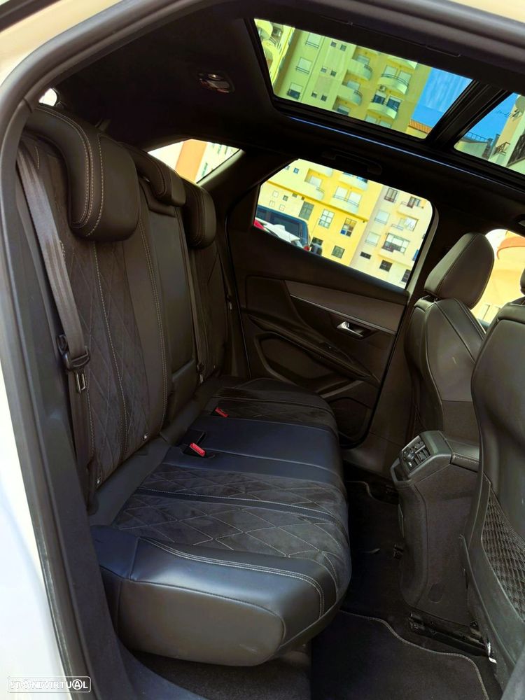 Peugeot 3008 2.0 BlueHDi GT EAT6 - 29