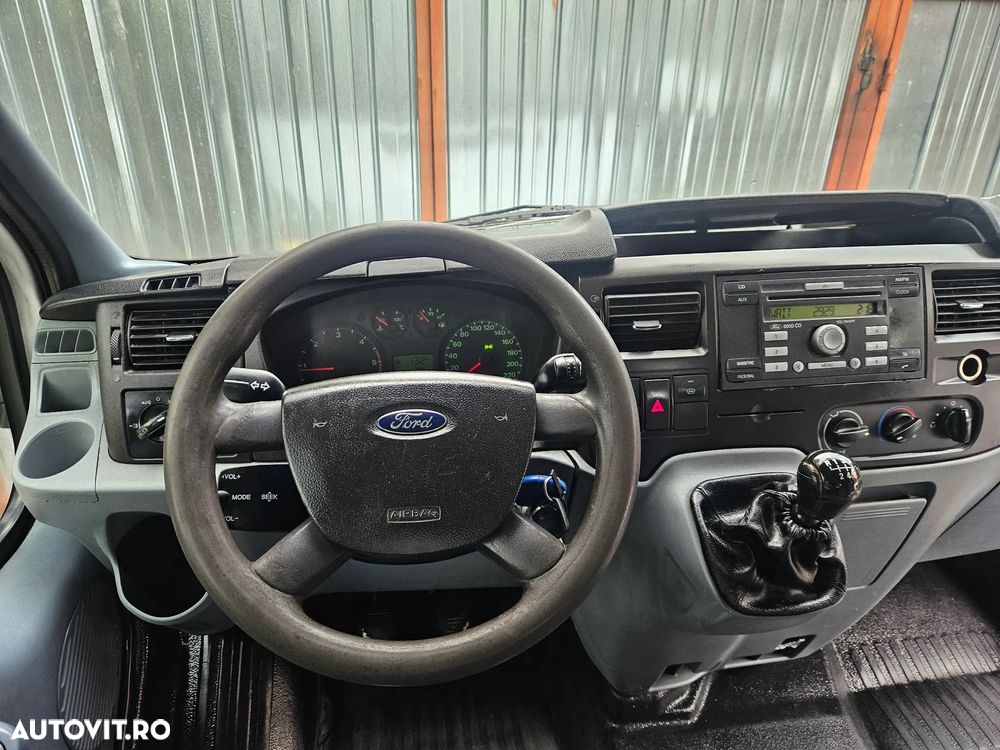 Ford Transit - 14