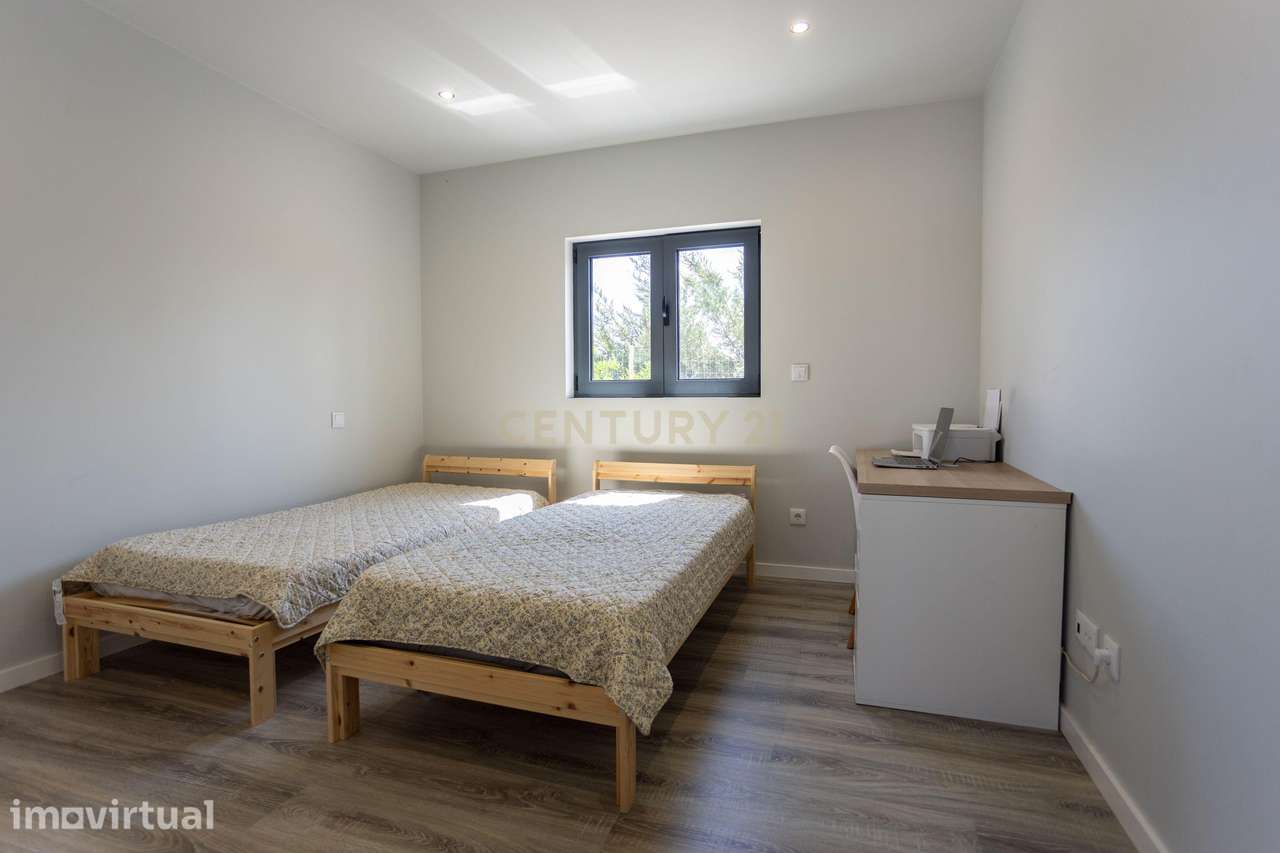 Luxuosa Moradia Nova em Benavente, Santarém - Grande imagem: 5/17