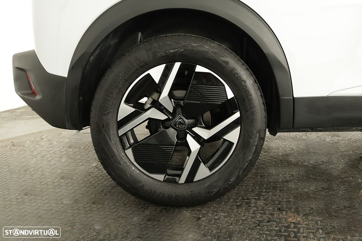 Peugeot 2008 1.2 PureTech Allure EAT8 - 5
