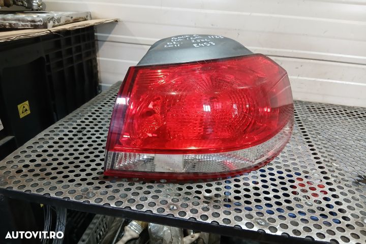 Lampa / Tripla stop dreapta pe aripa 89089721R 89089721R Volkswagen V - 1