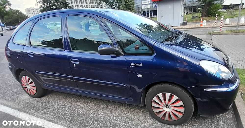 Citroën Xsara Picasso 2.0 16V Exclusive - 20