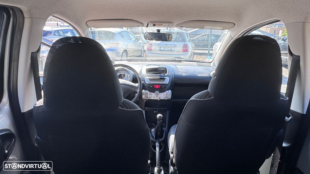 Peugeot 107 1.0 Active - 24