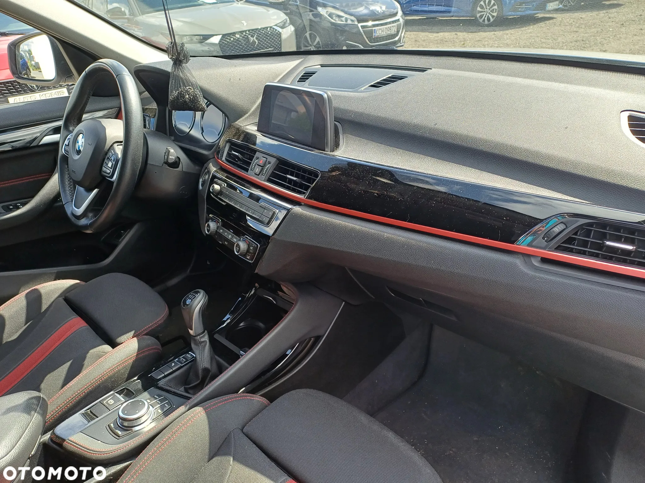 BMW X1 sDrive16d Sport Line - 10