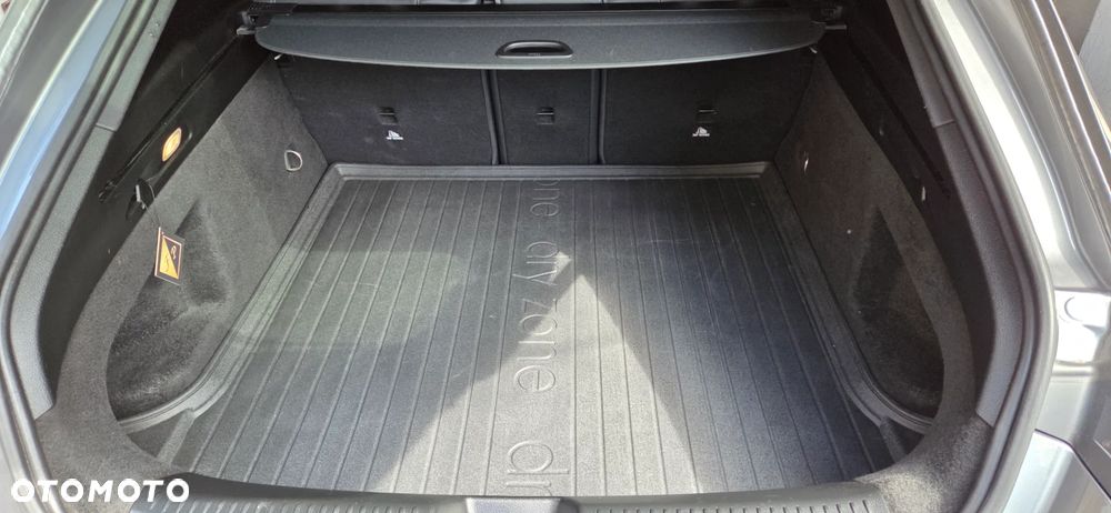 Mercedes-Benz CLA 200 d 8G-DCT - 13