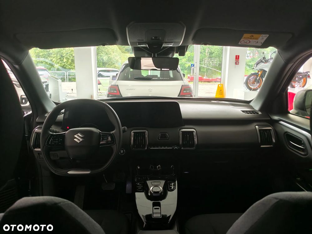 Suzuki e VITARA - 14