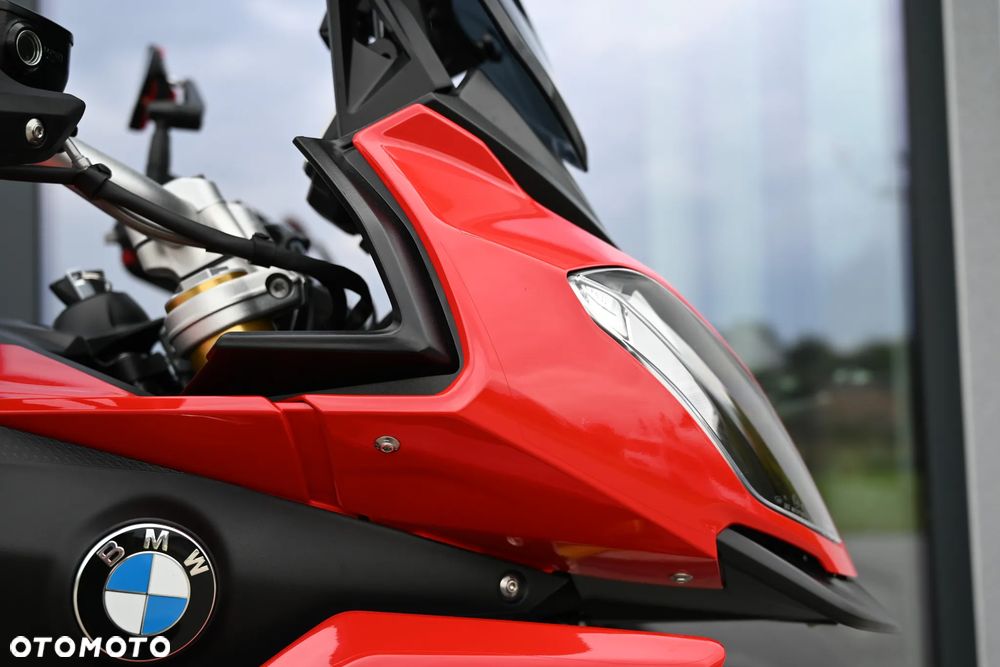 BMW XR - 12