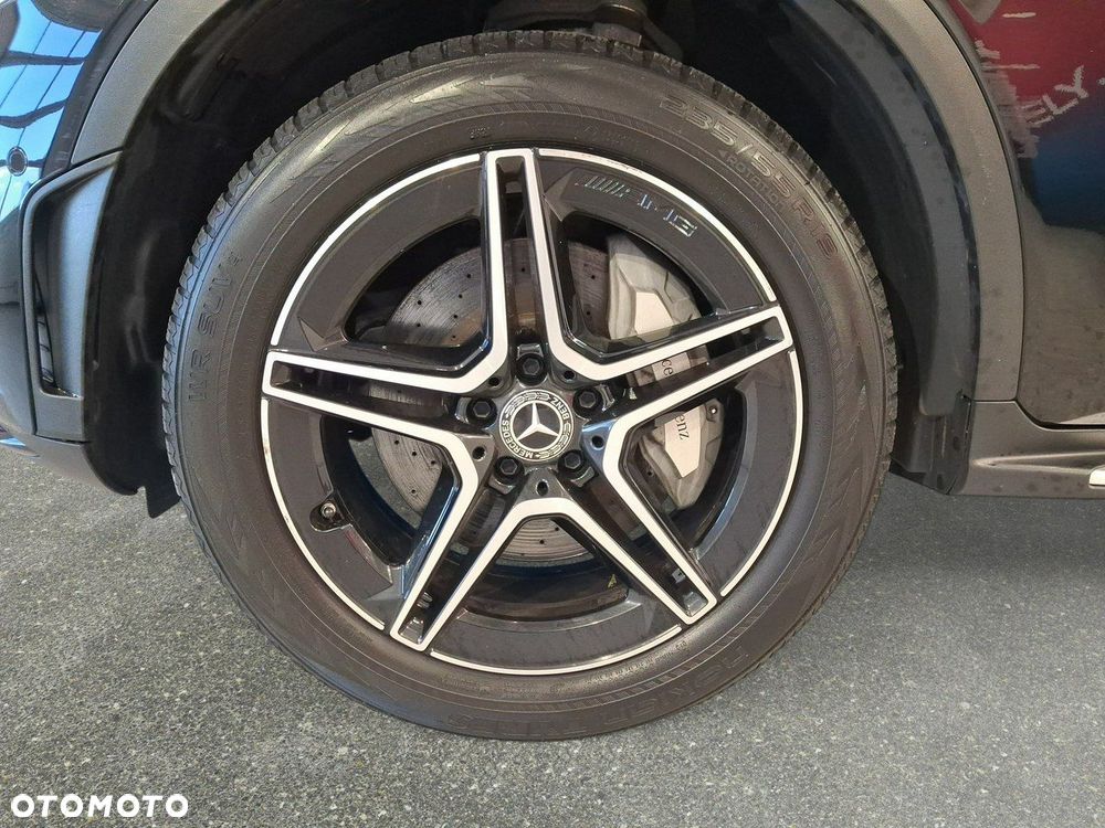 Mercedes-Benz GLC - 11