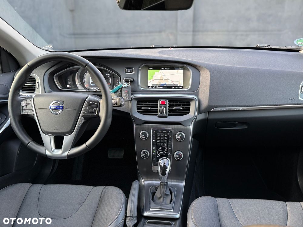 Volvo V40 Cross Country D2 Geartronic Summum - 12