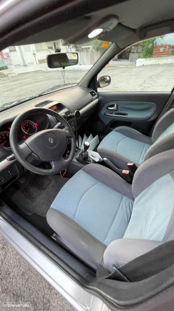 Renault Clio 1.2 16V Extreme - 6