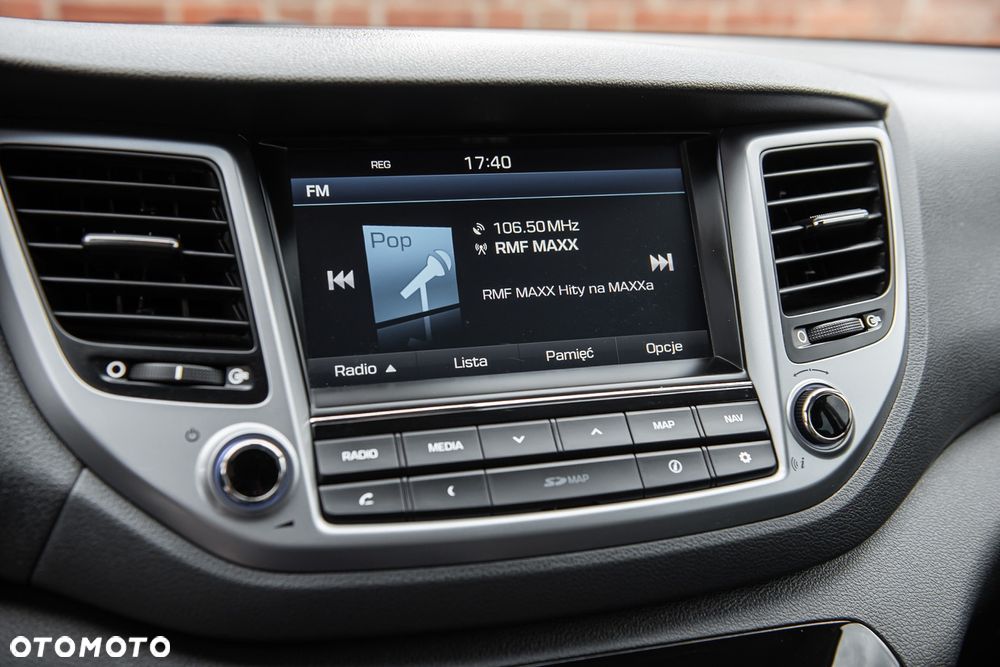 Hyundai Tucson 1.6 GDI BlueDrive Comfort 2WD - 19