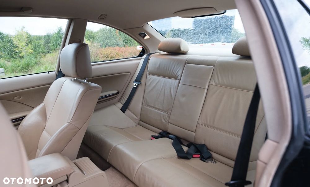 BMW Seria 3 323Ci - 8