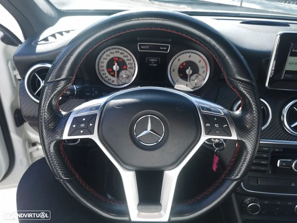 Mercedes-Benz A 180 CDi BE AMG Line - 15