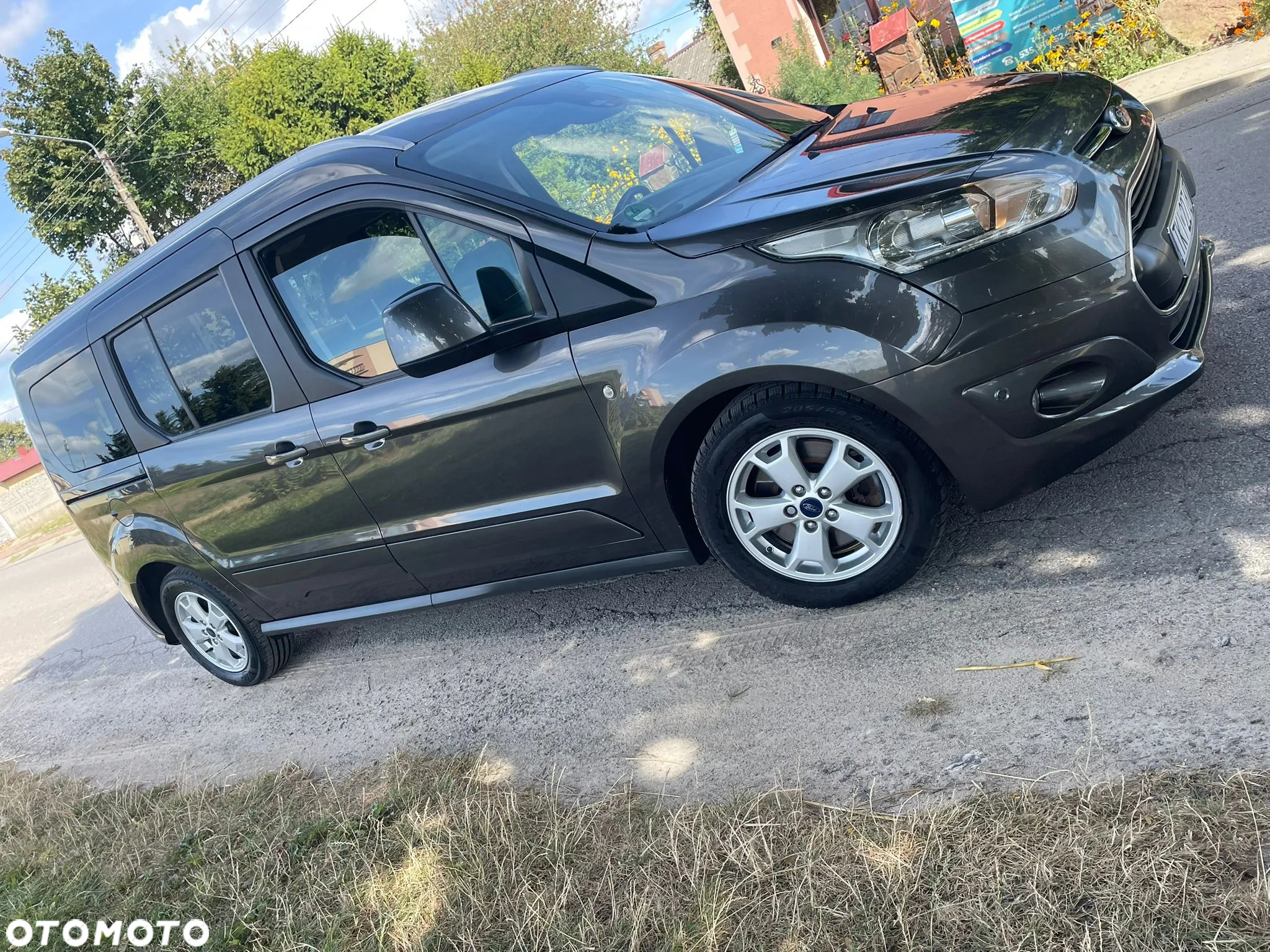 Ford Tourneo Connect Grand 1.5 TDCi Start/Stop Titanium - 8