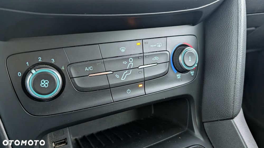 Ford Focus 1.6 FF Trend - 15