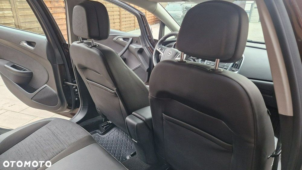 Opel Astra - 14