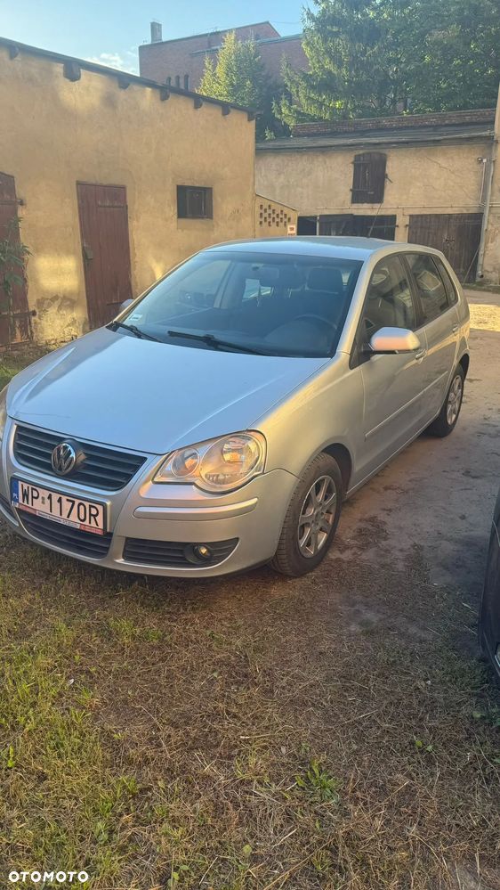 Volkswagen Polo 1.4 16V Comfortline - 5