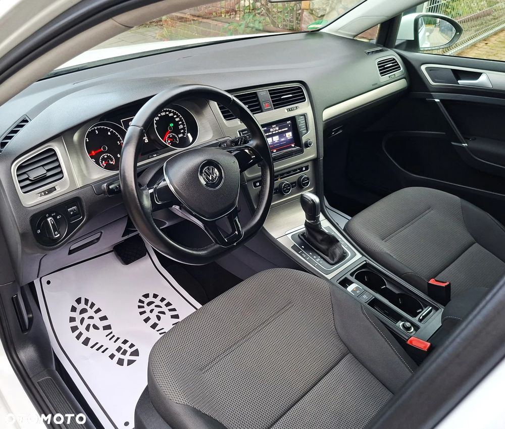 Volkswagen Golf 2.0 BlueTDI DSG Comfortline - 17
