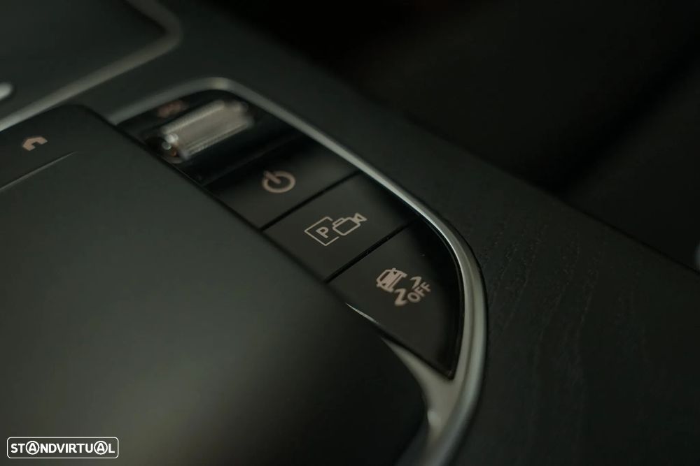 Mercedes-Benz GLC 300 - 19