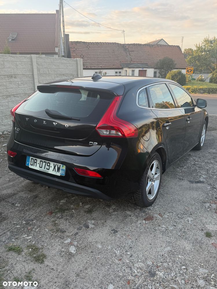 Volvo V40 D2 Momentum - 4