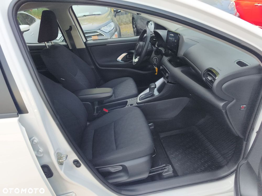 Toyota Yaris - 9