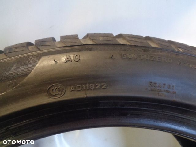 PIRELLI WINTER SOTTOZERO 3 265/40R20 104V - 10