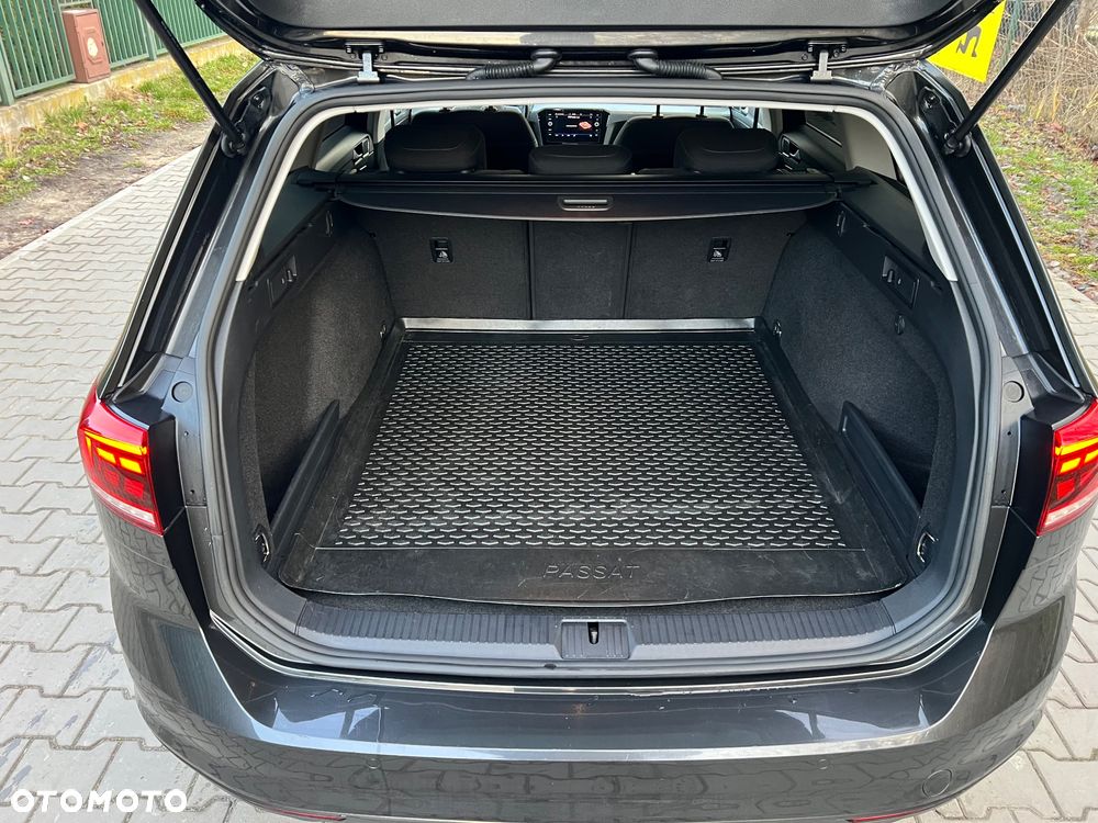 Volkswagen Passat 1.5 TSI EVO Business DSG - 31