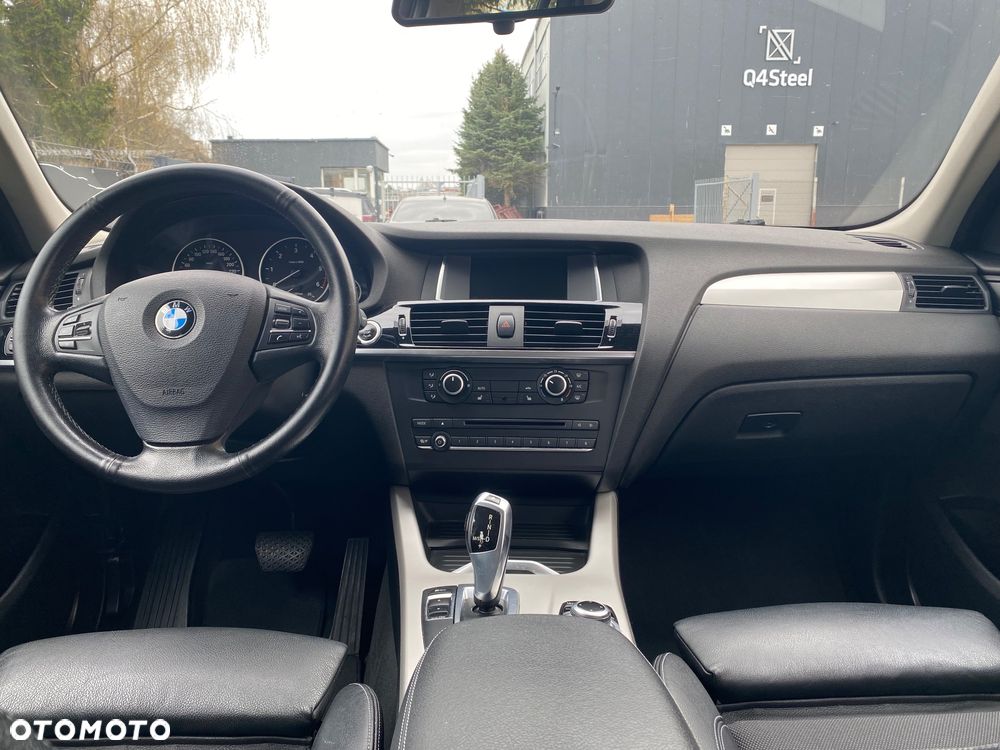 BMW X3 sDrive18d Advantage - 16