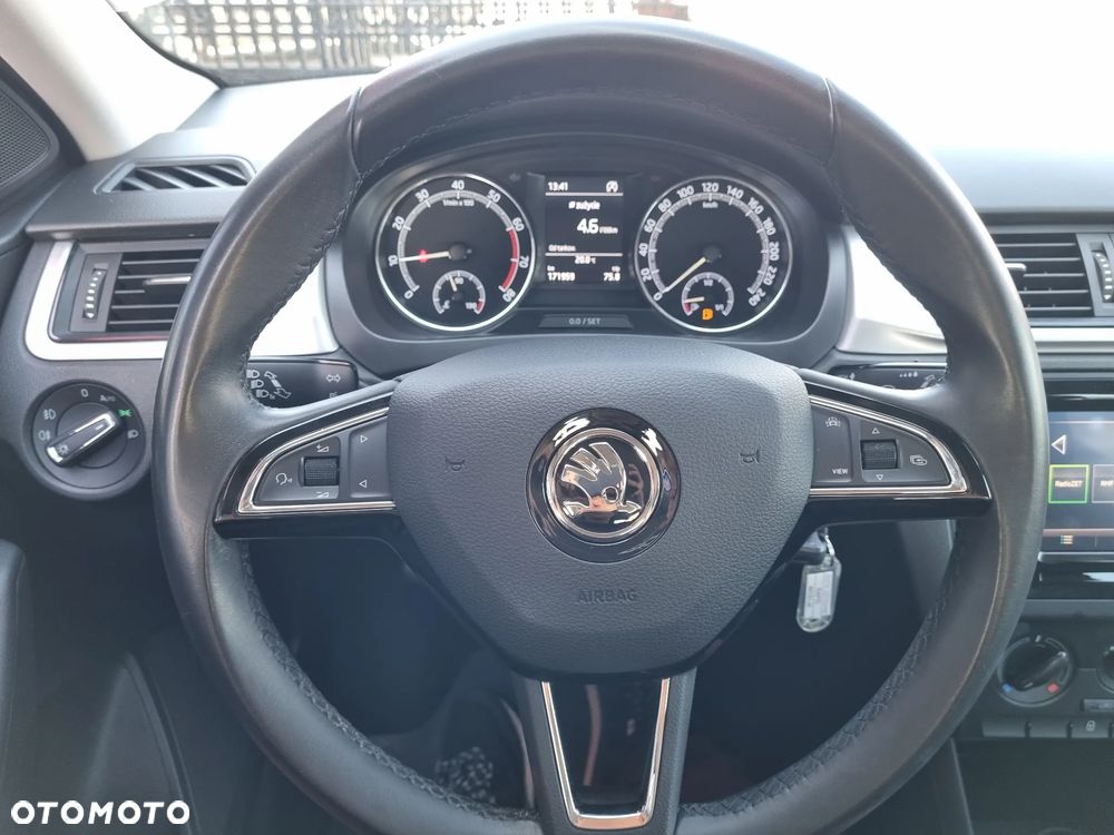 Skoda RAPID 1.0 TSI Ambition - 13