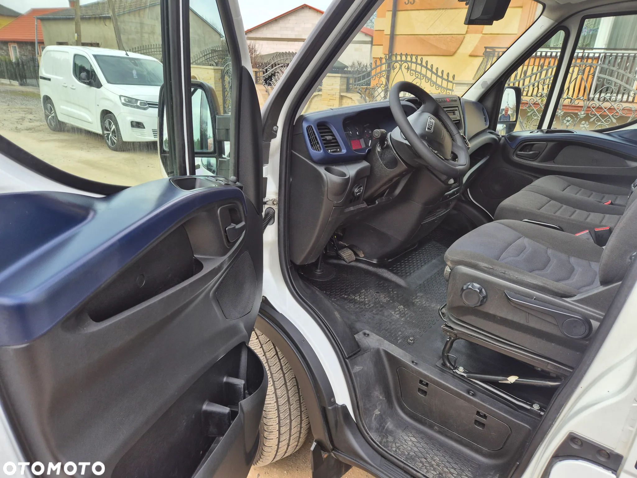 Iveco DAILY 35S16 SPROWADZAONY WEBASTO MAXI - 17