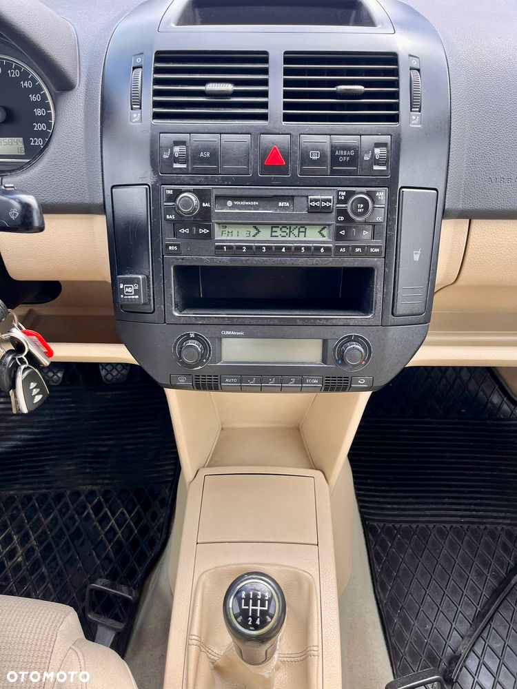 Volkswagen Polo - 17