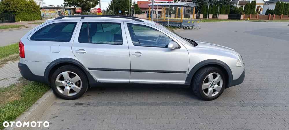 Skoda Octavia - 2