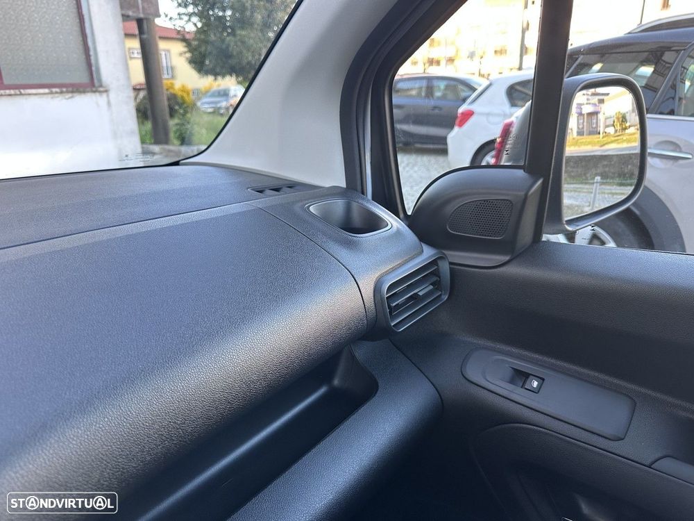 Peugeot Partner 1.5 BlueHDi Pemium Longa - 12