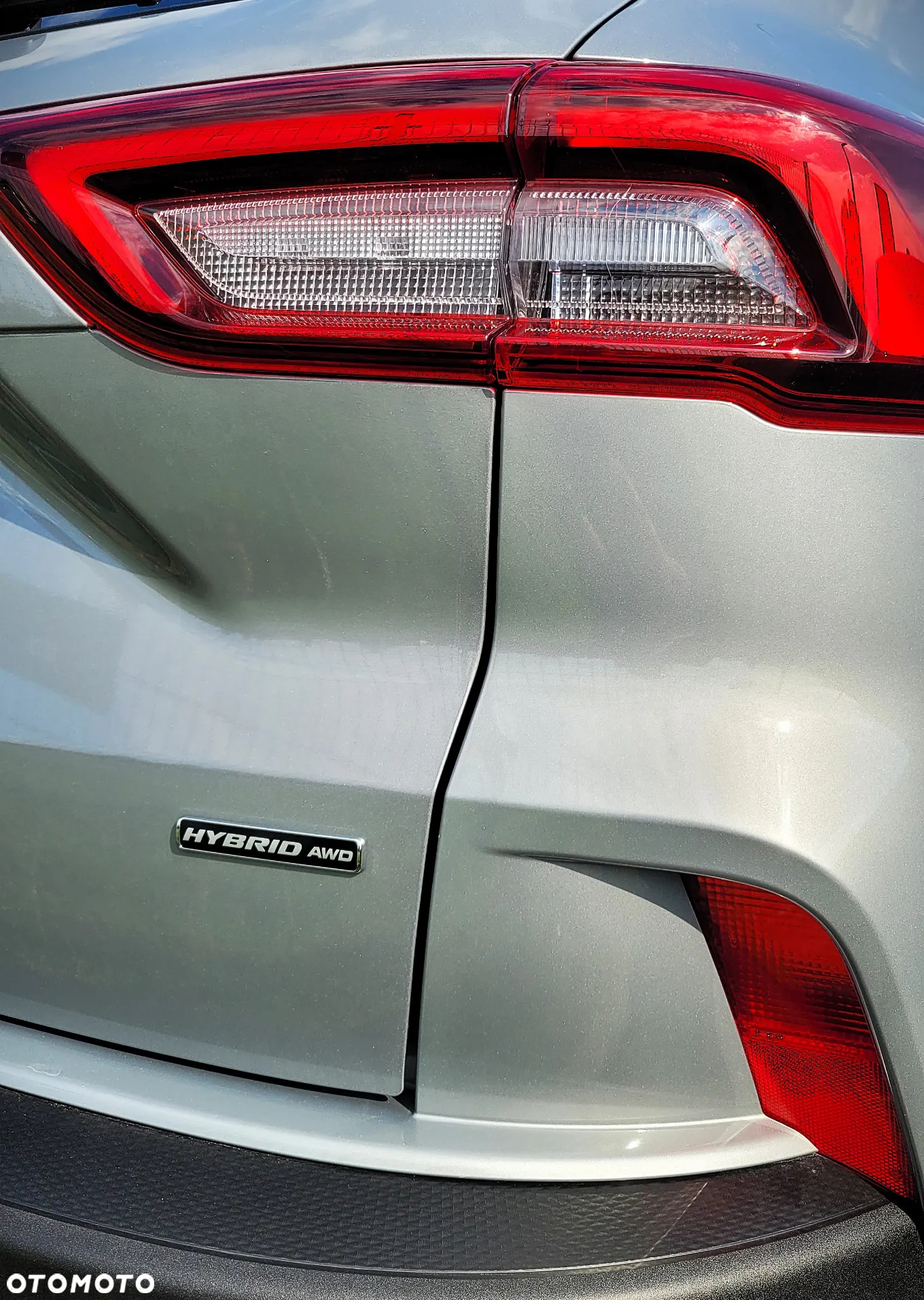 Ford Kuga 2.5 FHEV AWD Titanium eCVT - 6