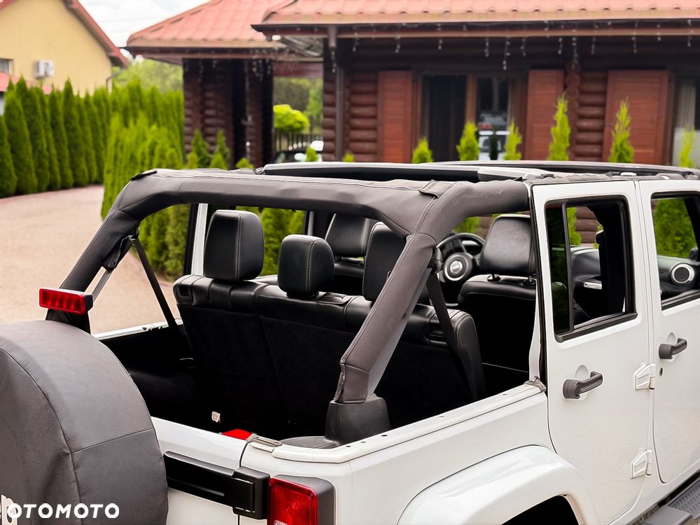 Jeep Wrangler Unlimited 3.6 Automatik Sahara - 40