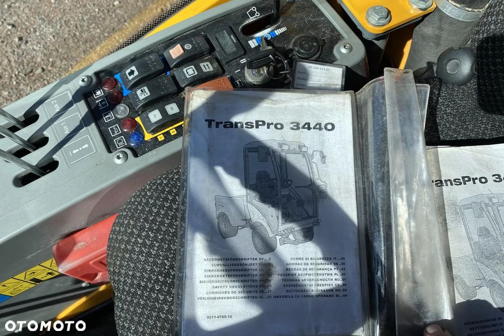Inny Belos TransPro 3440P – Zamiatarka komunalna / nośnik narzędzi - 14