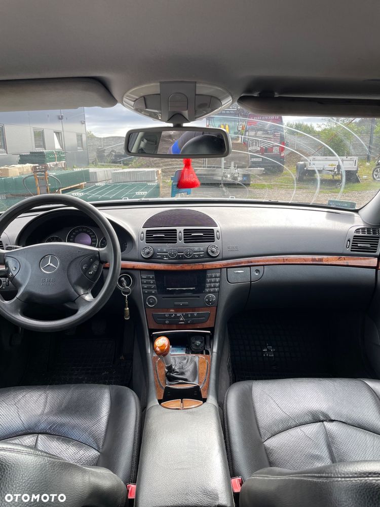 Mercedes-Benz Klasa E 200 Kompressor T Elegance - 18
