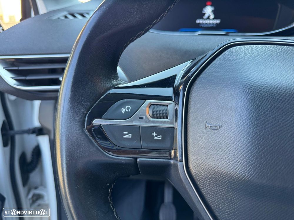 Peugeot 3008 1.5 BlueHDi Allure - 11