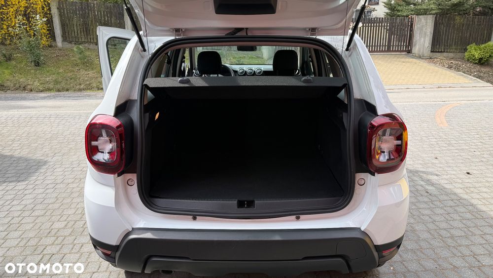 Dacia Duster 1.6 SCe Blackshadow 4x4 S&S - 23